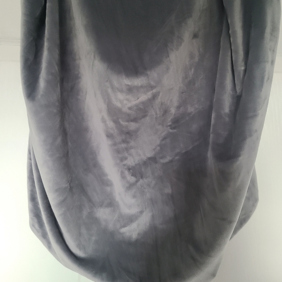 Loveseat Sofa Covers (3pcs with 1 long elastic clip band to secure cover) - Picture 2 of 8